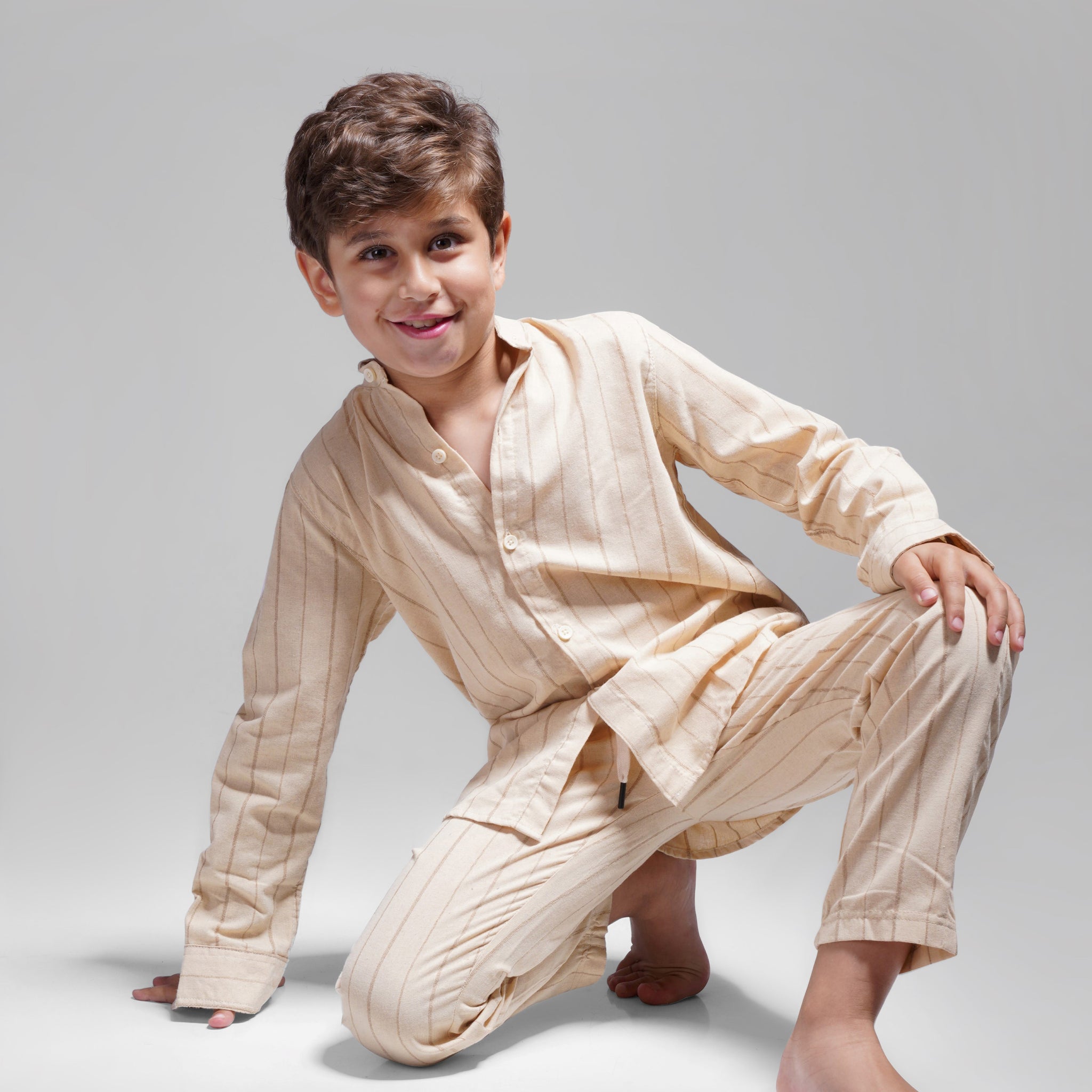 Boys 2 Piece Set - Shirt & Pants - B7